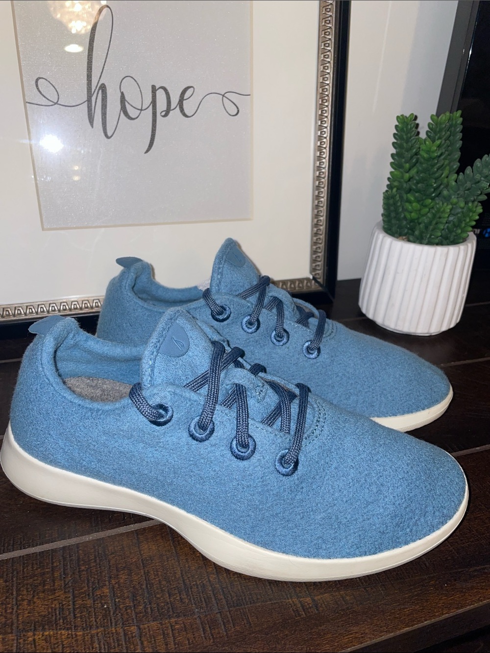 Allbirds Wool Runners Women's Limited Edition Size 10 Tide Pool